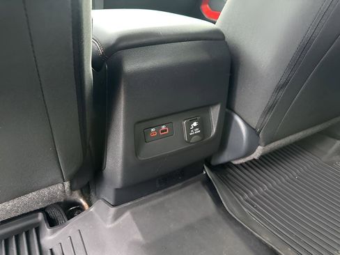 Used 2024 Nissan Frontier PRO-4X w/ Pro Convenience Package image 20