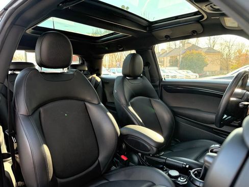 Used 2015 MINI Cooper S image 23