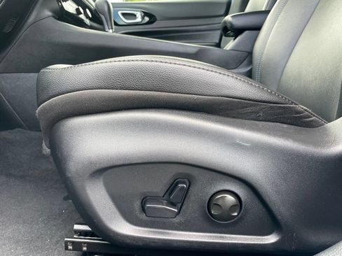 Used 2026 Jeep Compass Limited AWD/4WD image 28