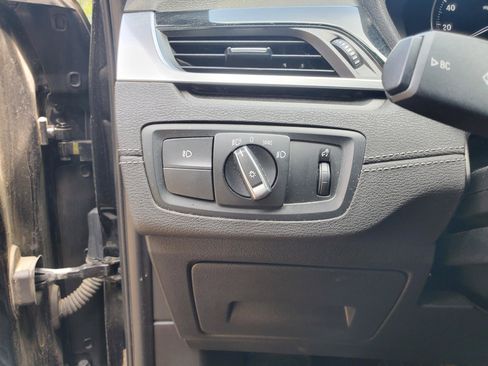 Used 2018 BMW X2 sDrive28i FWD image 19