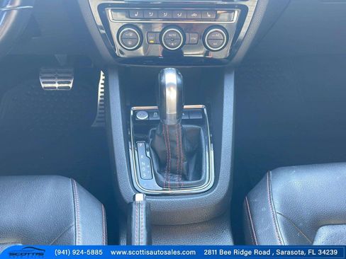 Used 2018 Volkswagen Jetta GLI FWD image 27