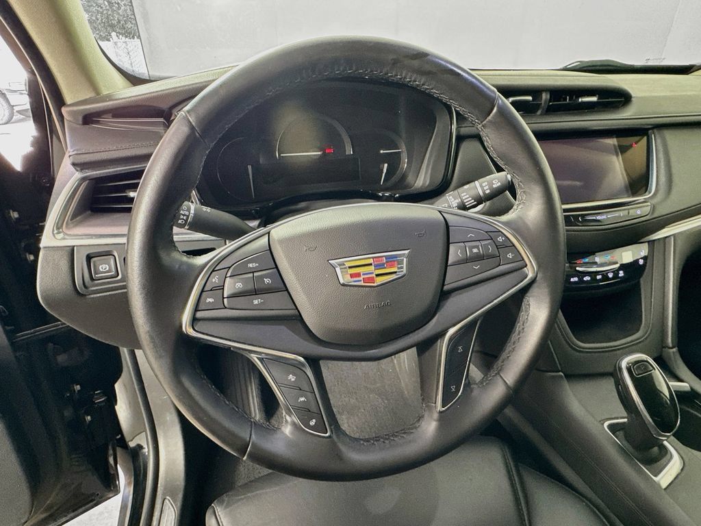 Used 2019 Cadillac XT5 Premium Luxury FWD image 11