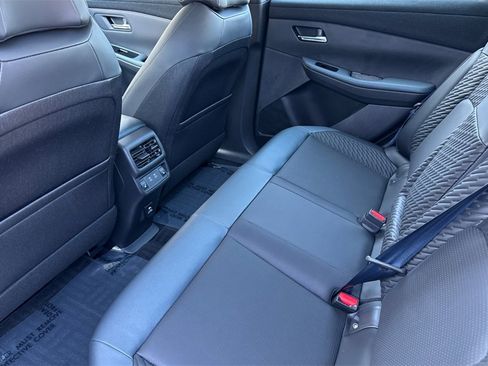 New 2026 Nissan Leaf Platinum+ w/ Cargo Package (Platinum+) image 9