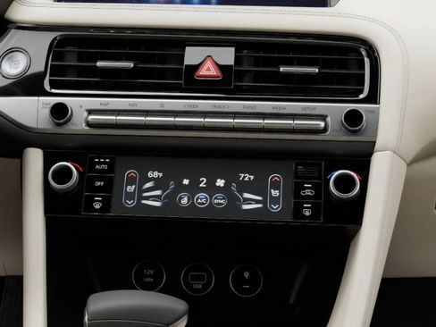 New 2026 Genesis G70 2.5T image 20