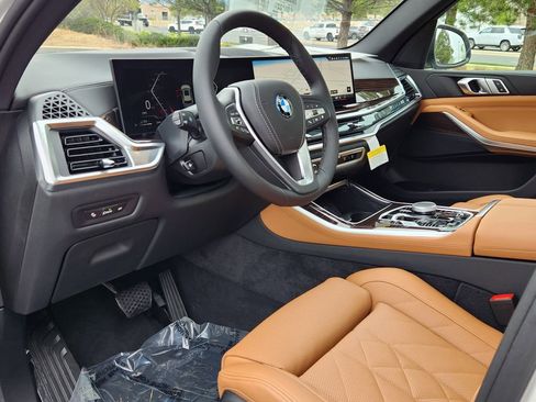 New 2026 BMW X5 xDrive50e AWD/4WD image 9