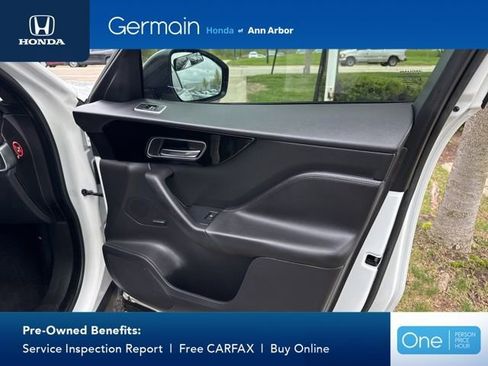 Used 2019 Jaguar F-PACE Premium AWD/4WD image 17