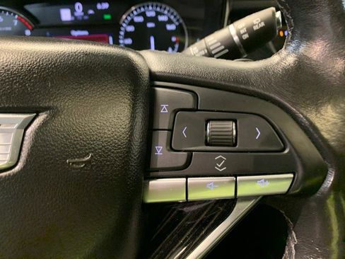 Used 2022 Cadillac XT6 Premium Luxury image 25