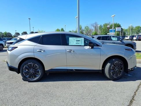 New 2026 Nissan Murano Platinum w/ Cargo Package AWD/4WD image 2