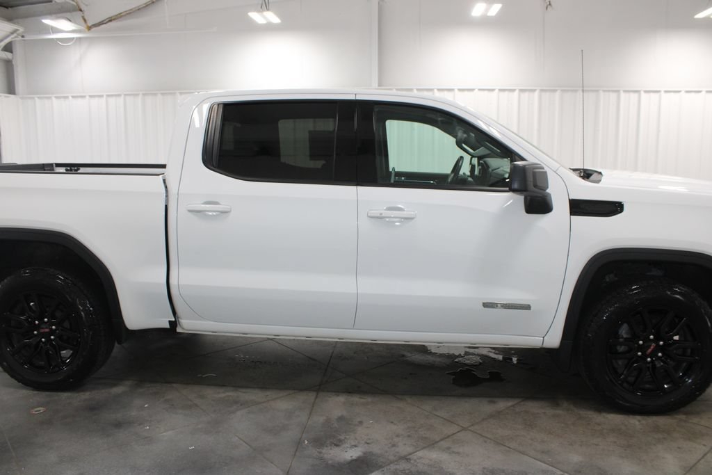 Used 2023 GMC Sierra 1500 Elevation AWD/4WD image 11