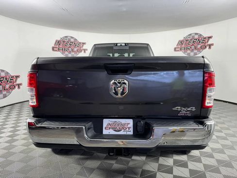 Used 2024 RAM 3500 Tradesman w/ Chrome Appearance Group AWD/4WD image 6
