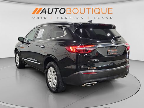 Used 2020 Buick Enclave Essence FWD image 3