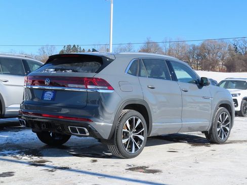 New 2026 Volkswagen Atlas Cross Sport SEL Premium R-Line AWD/4WD image 3