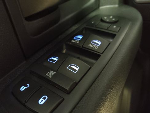 Used 2016 RAM 1500 Tradesman w/ Protection Group AWD/4WD image 27