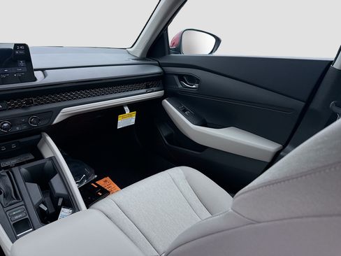 New 2026 Honda Accord LX image 18