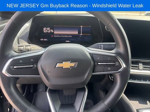 Used 2025 Chevrolet Equinox EV LT FWD image 15
