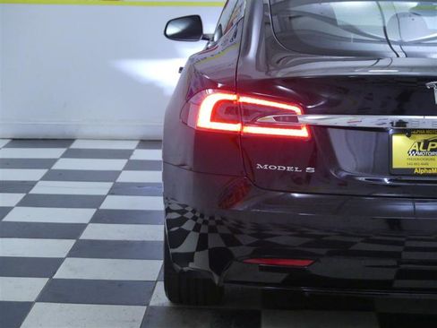 Used 2017 Tesla Model S 75D image 27