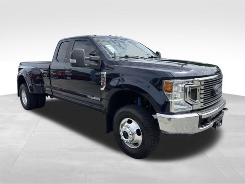 Used 2022 Ford F350 XL w/ STX Appearance Package AWD/4WD image 6