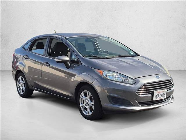 Used 2014 Ford Fiesta SE w/ Comfort Package FWD image 3