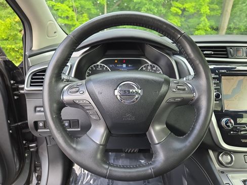 Used 2020 Nissan Murano SL w/ Moonroof Package image 17