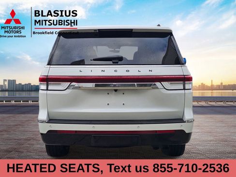 Used 2022 Lincoln Navigator Black Label image 8