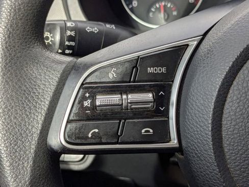 Certified 2021 Kia Seltos LX image 22