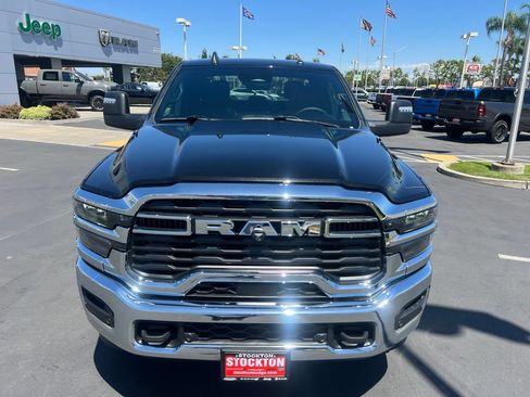 Used 2026 RAM 2500 Big Horn AWD/4WD image 9
