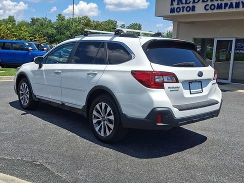 Used 2019 Subaru Outback 2.5i Touring AWD/4WD image 4