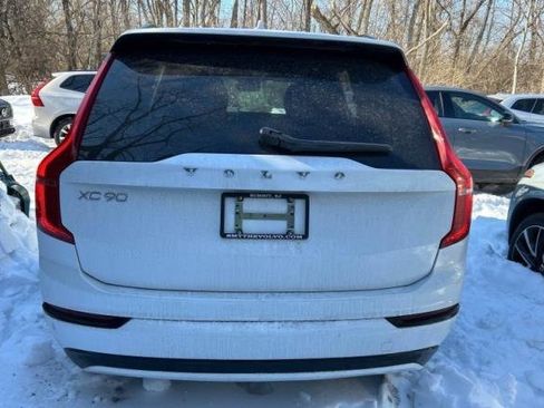 Used 2023 Volvo XC90 T8 Ultimate image 3