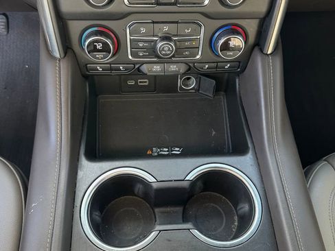 Used 2021 Chevrolet Tahoe Z71 w/ Z71 Off-Road Package image 25