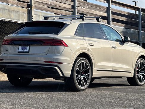 Used 2021 Audi Q8 Premium Plus AWD/4WD image 4