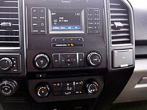 Used 2017 Ford F150 XL w/ Equipment Group 101A Mid image 19