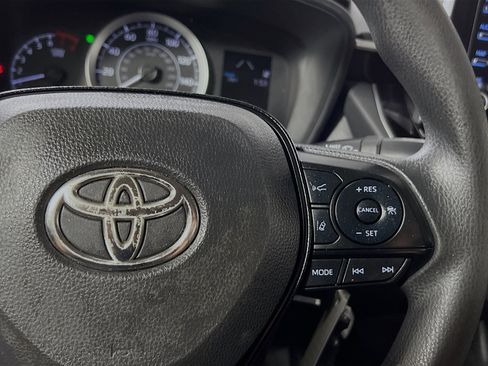 Used 2020 Toyota Corolla LE image 20