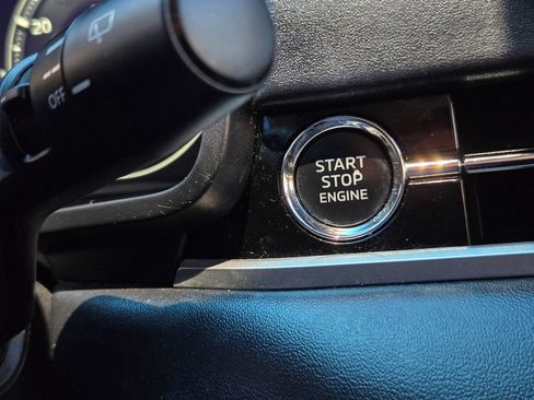 Used 2023 Mitsubishi Outlander SE FWD image 21