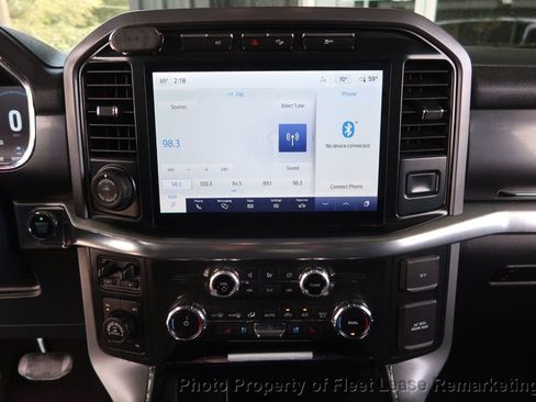 Used 2022 Ford F150 Lariat image 30