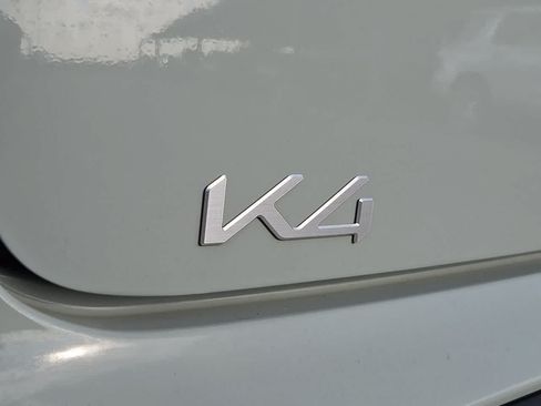 Used 2025 Kia K4 FWD image 11