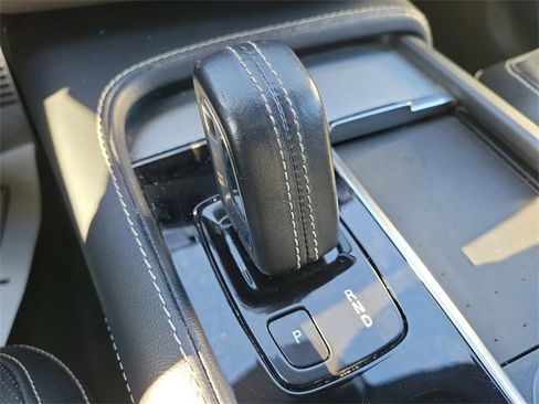 Used 2021 Volvo XC90 T8 R-Design w/ Advanced Package image 29