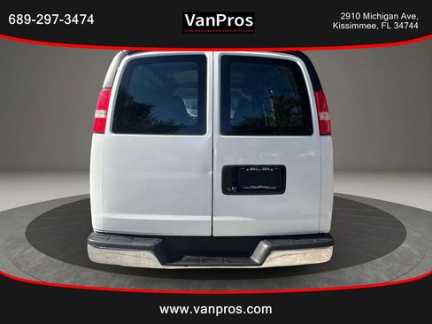 Used 2021 Chevrolet Express 2500 w/ Driver Convenience Package RWD image 4