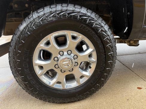 Used 2022 RAM 2500 Laramie image 34