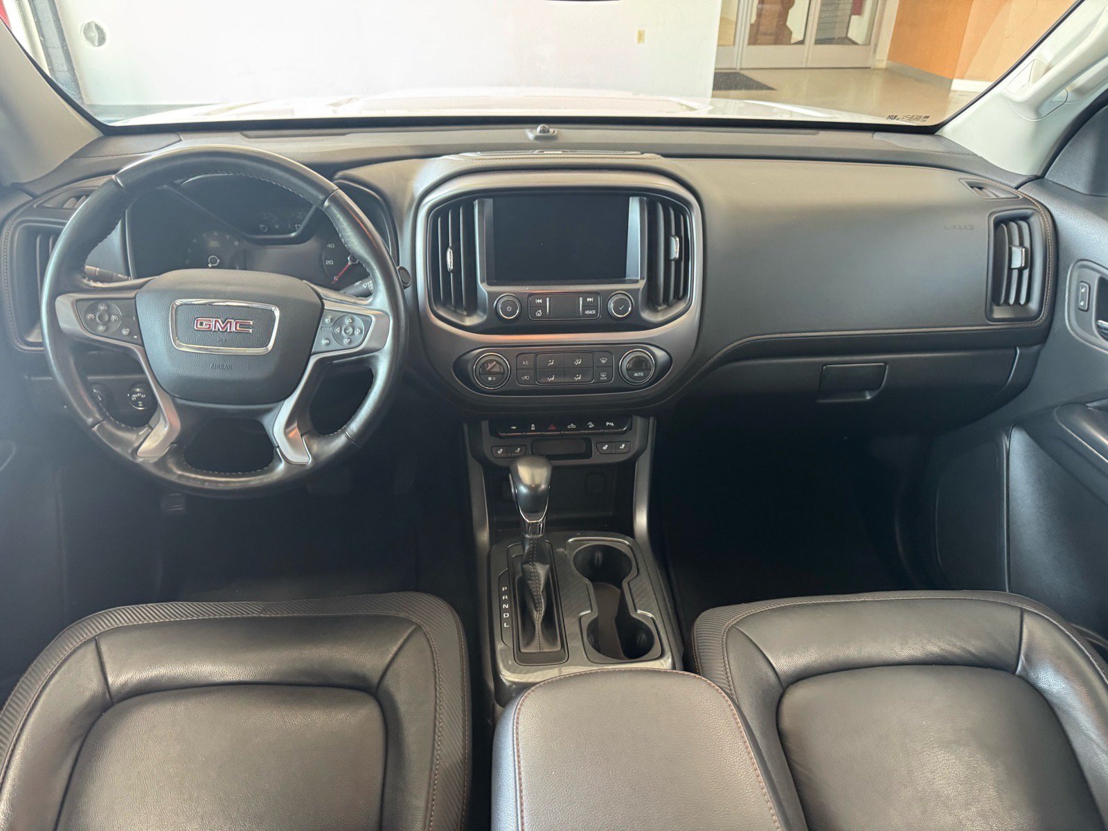 Used 2022 GMC Canyon AT4 w/ Trailering Package AWD/4WD image 13