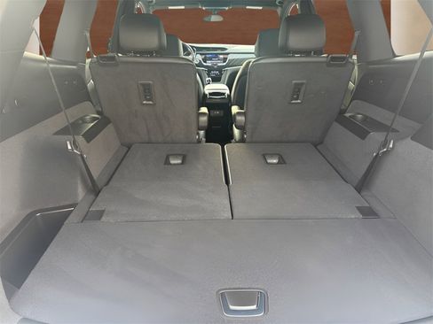 Certified 2025 Cadillac XT6 Premium Luxury image 10