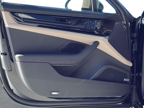 New 2026 Porsche Panamera image 13