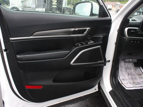 Used 2023 Kia Telluride S w/ S Sunroof Package AWD/4WD image 12