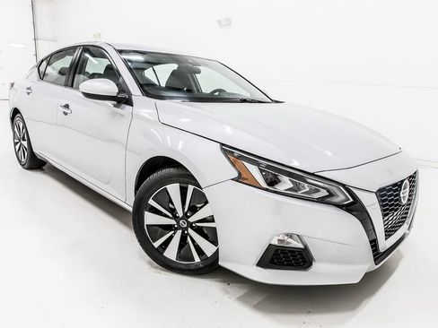 Used 2021 Nissan Altima 2.5 SV FWD image 8
