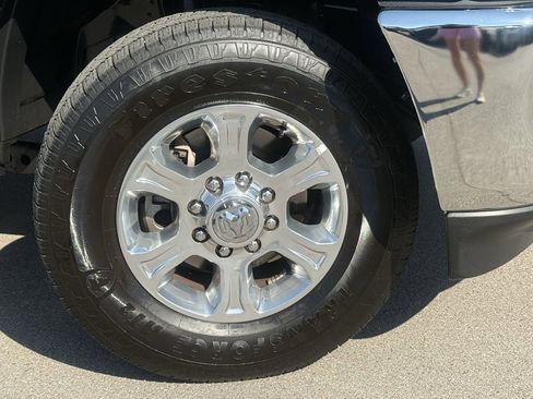 Used 2024 RAM 2500 Big Horn w/ Bed Utility Group image 12