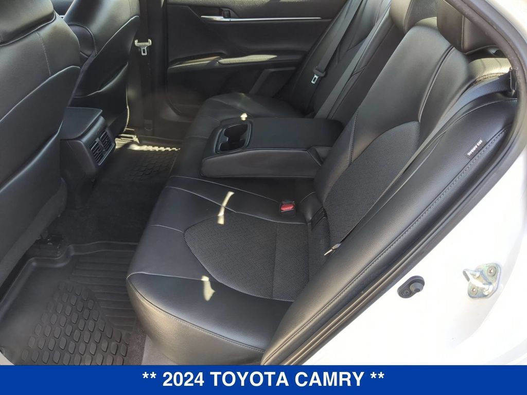 Used 2024 Toyota Camry XLE w/ Cold Weather Package AWD/4WD image 27