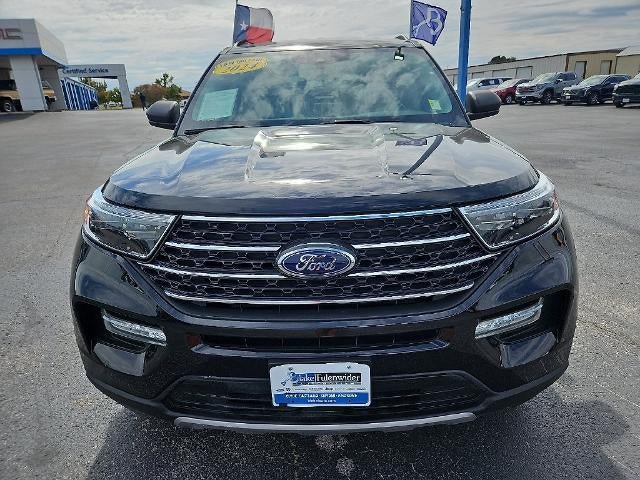 Used 2024 Ford Explorer XLT w/ Equipment Group 202A AWD/4WD image 12