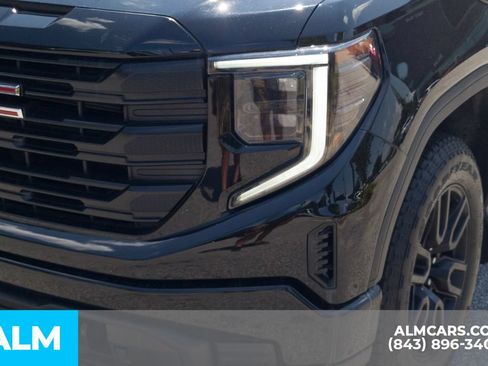 Used 2024 GMC Sierra 1500 Pro w/ Graphite Edition AWD/4WD image 11