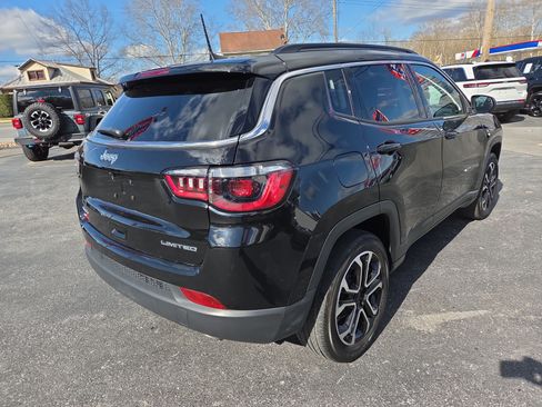 Certified 2022 Jeep Compass Limited AWD/4WD image 4