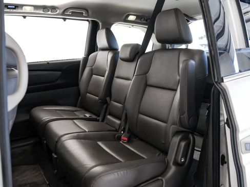 Used 2015 Honda Odyssey Touring image 42