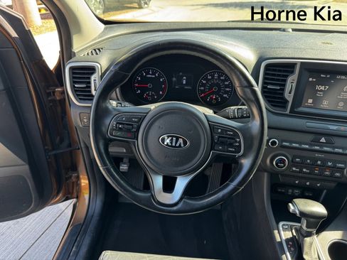 Used 2017 Kia Sportage EX w/ EX Premium Package image 16